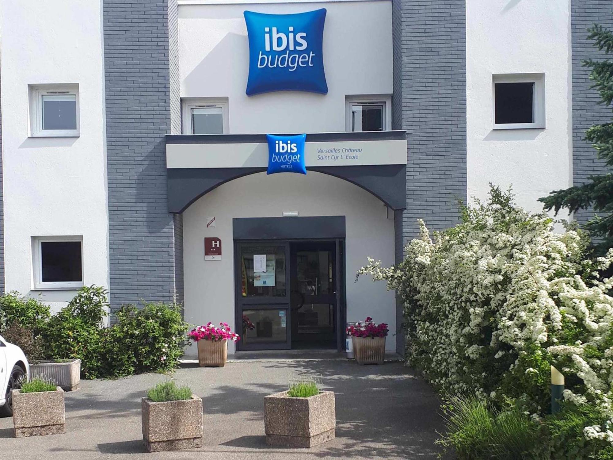 Ibis Budget Versailles Chateau Saint Cyr L'Ecole Saint-Cyr-l'Ecole Exterior foto